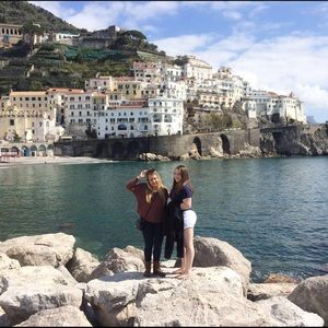 Meet your Posher, Lily